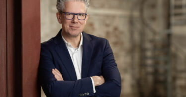 Michael Cyrus DekaBank